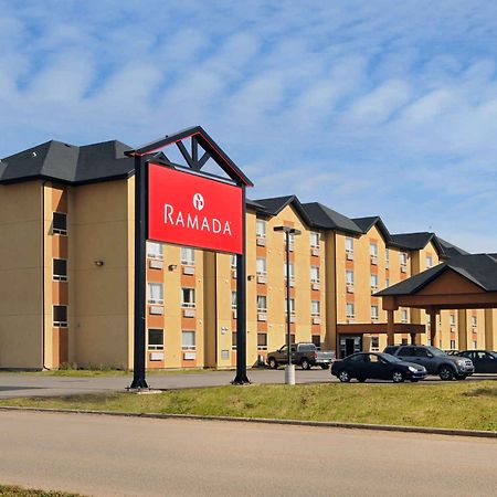 Ramada By Wyndham Cold Lake Bagian luar foto